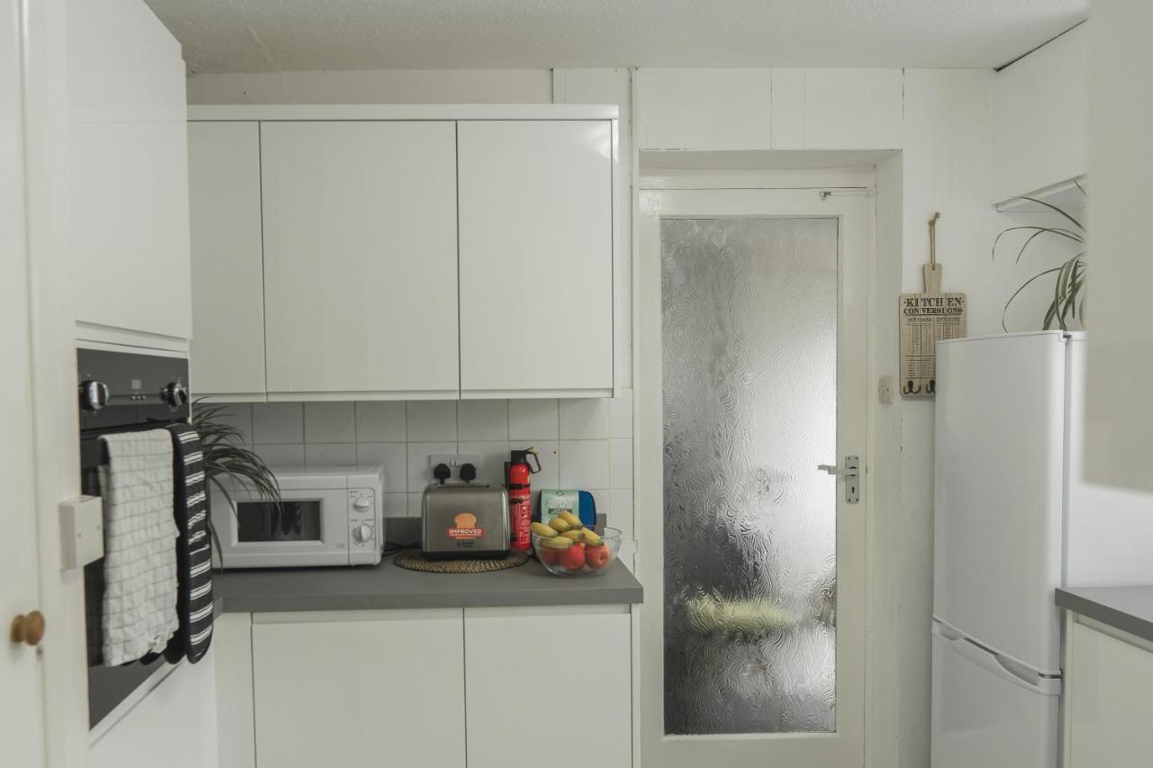 Idyllic 3-Bed House. 5-Min From Channel Tunnel Villa Folkestone Eksteriør billede